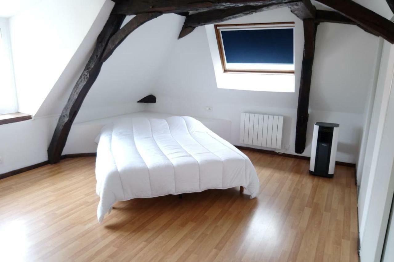 Gite Valentin Dompierre-sur-Besbre Exterior foto